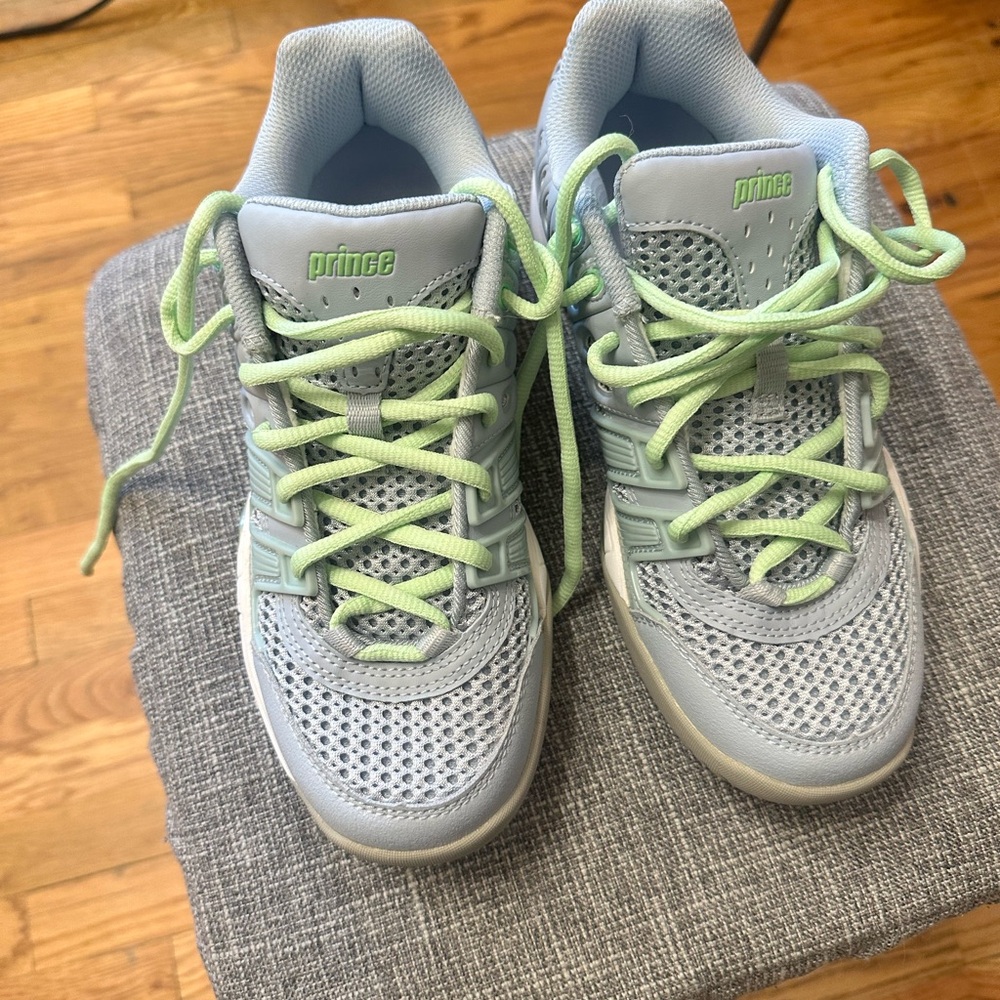 Prince T22 Women’s 6.5 Tennis Shoe in Light Blue and Mint: NWT